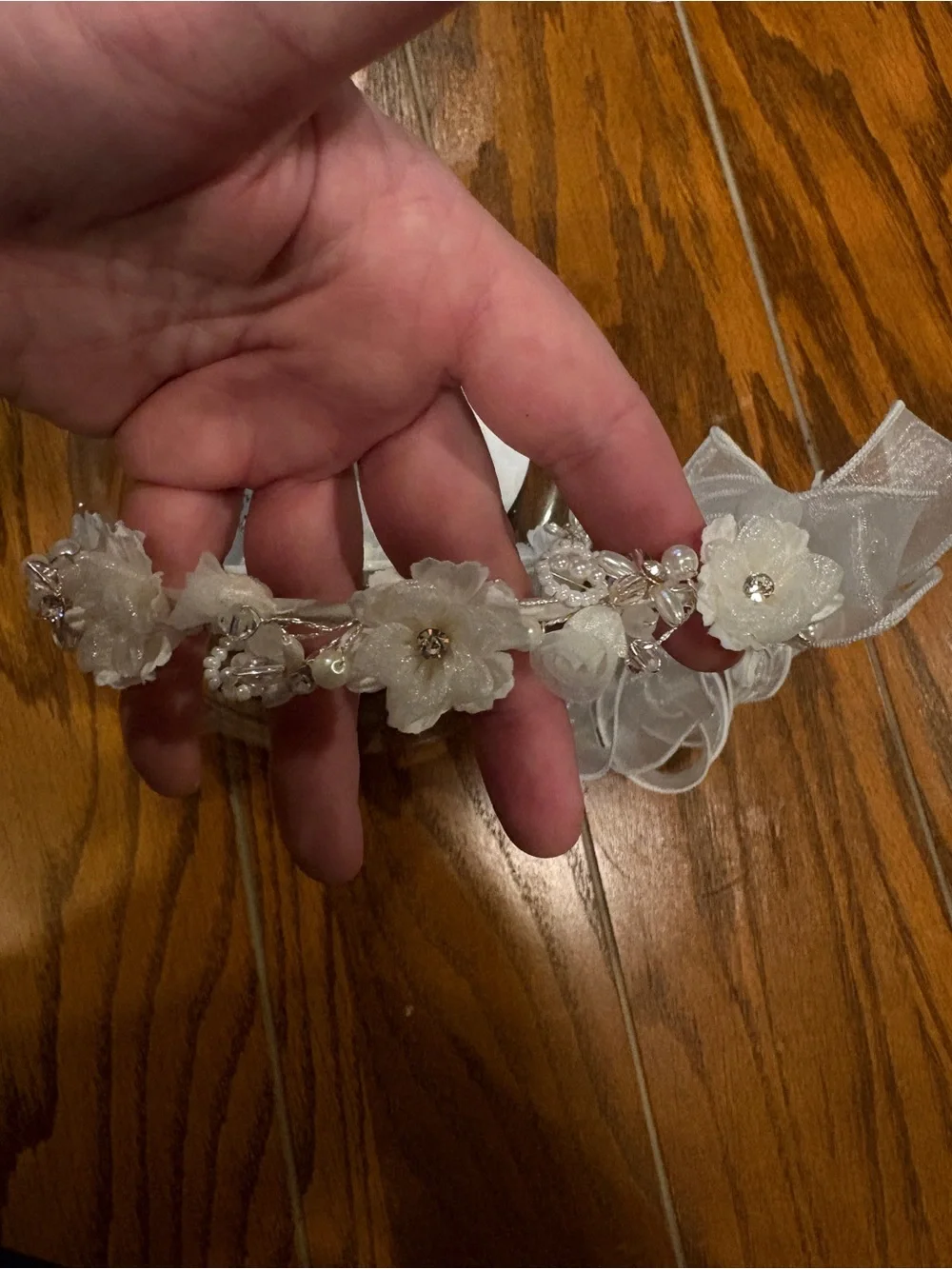 David's Bridal Ivory Flower Crown and Ribbon Veil Set NIB